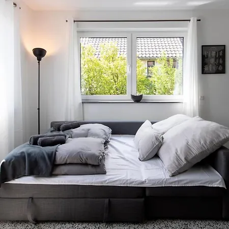 ☆ Stylisches In ☆ Direkt Am St. Antonius-hospital ☆ Zentral Gelegen *