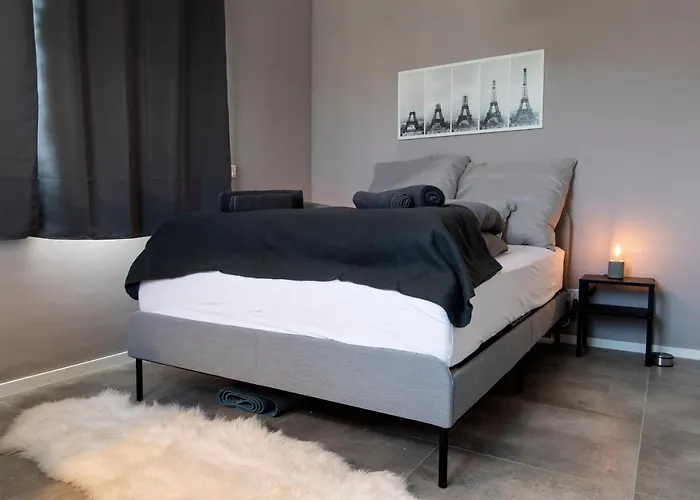 ☆ Stylisches In ☆ Direkt Am St. Antonius-hospital ☆ Zentral Gelegen Appartamento *